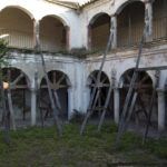 1. Santa Ines. Claustro en reunio