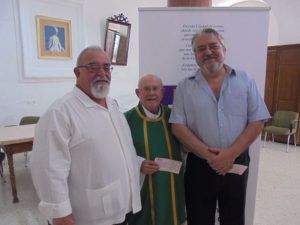 foto-colectivo-entrega-cheques
